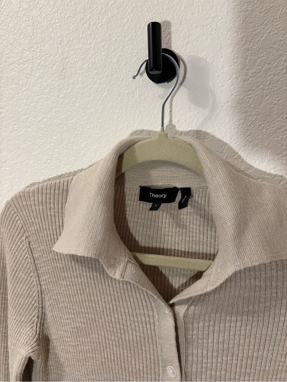 Theory beige rib-knit shirt dress - Picture 4 of 5